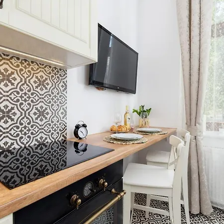 Limanowskiego Apartment Krakow By Renters Διαμέρισμα *